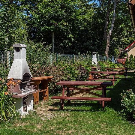 U Sylwi Domki Drewniane Hotel Trzesacz Bagian luar foto